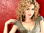 Hilarie BurtonƴͼϷ